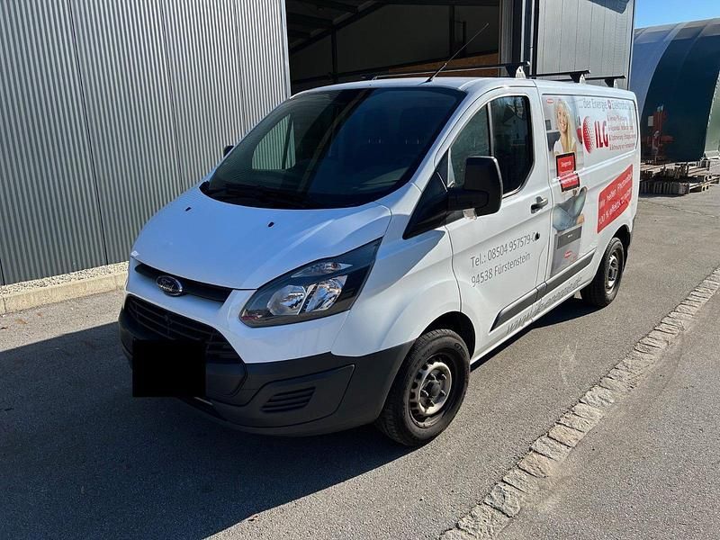 Weiß Gebraucht 2017 Ford Transit Custom Van | 14.150 € (Superpreis) - Bild 1/4