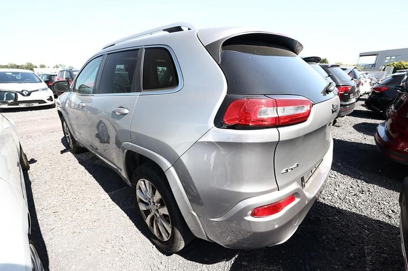 Gebraucht Jeep Cherokee Overland 200 PS (147 kW) 2018 Metallic SUV