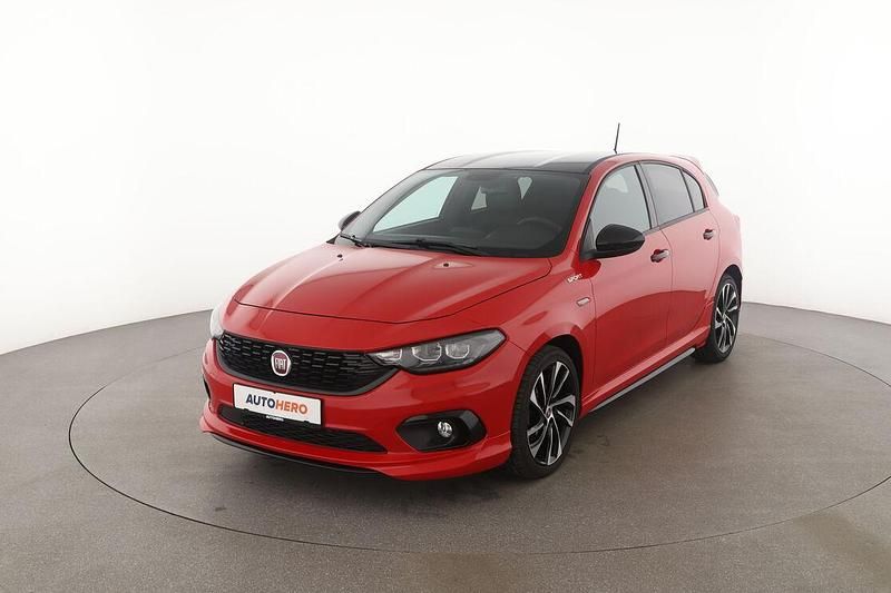 Rot Gebraucht 2020 Fiat Tipo S Limousine | 15.230 € (Etwas zu teuer) - Bild 1/3