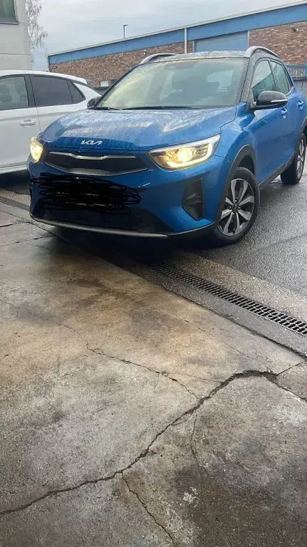 Gebraucht Kia Stonic 101 PS (74 kW) 2021 Blau SUV