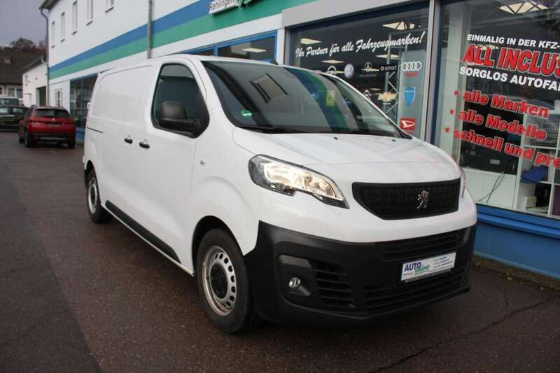 Gebraucht Peugeot Expert 120 PS (88 kW) 2023 Lackierung weiss icy/typ ausse Van
