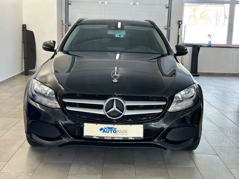 Gebraucht Mercedes C220 170 PS (125 kW) 2015 Schwarz Kombi