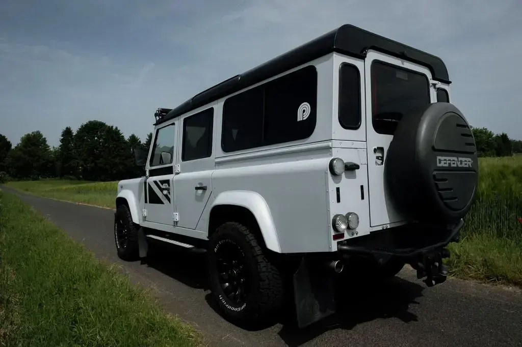 Gebraucht Land Rover Defender 122 PS (89 kW) 2016 Weiß SUV