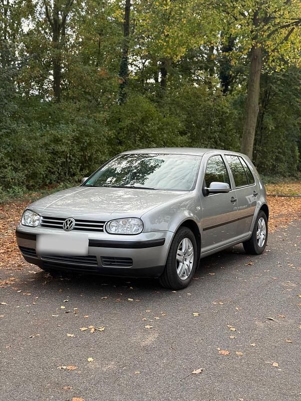 Gebraucht VW Golf IV 101 PS (74 kW) 2002 Grau Kleinwagen