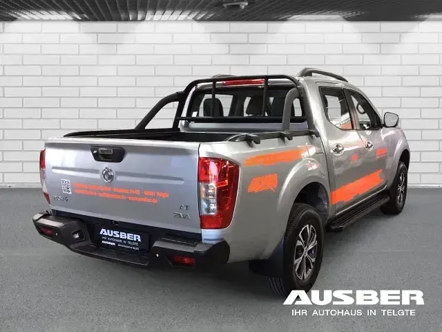 Gebraucht Nissan Navara 163 PS (119 kW) 2026 Silber Pickup