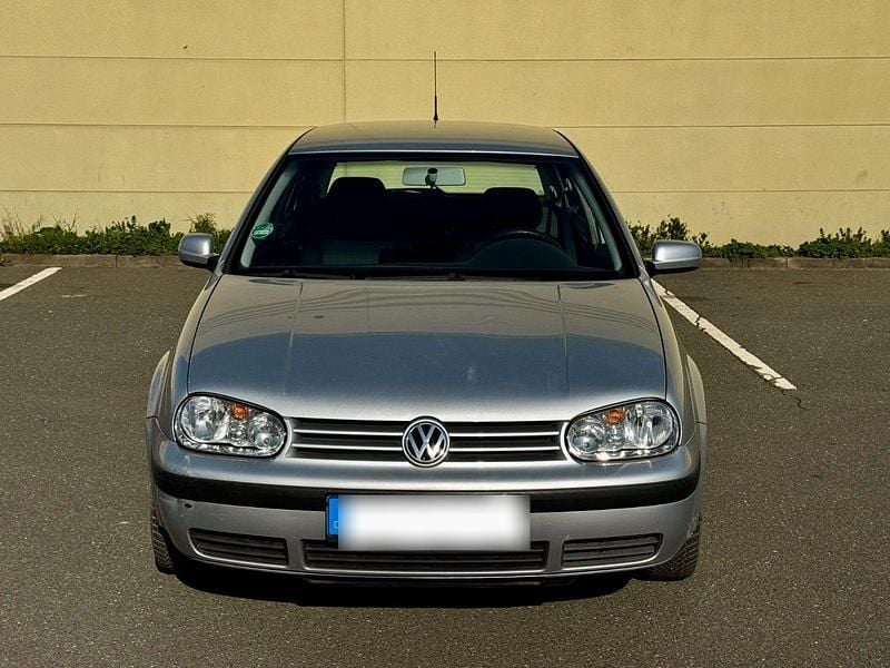 Gebraucht VW Golf IV 75 PS (55 kW) 2003 Silber Limousine