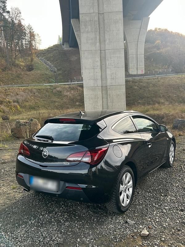 Schwarz Gebraucht 2014 Opel Astra GTC | 6.800 € (Guter Preis) - Bild 1/4
