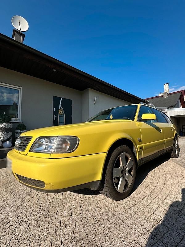 Gebraucht Audi A6 Basis 140 PS (102 kW) 1997 Gelb Kombi