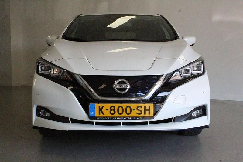 Gebraucht Nissan Leaf N-Connecta 160 kW (218 PS) 2021 Weiß Kleinwagen