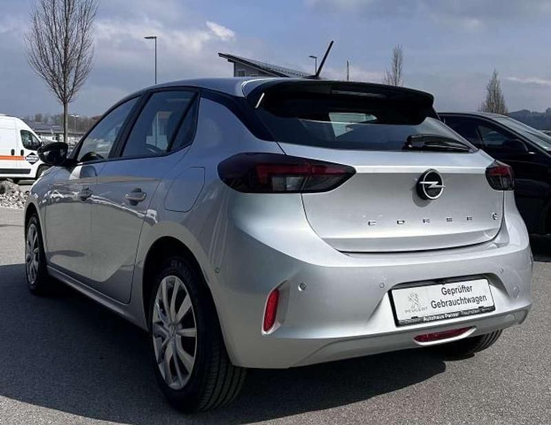 Gebraucht Opel Corsa-e 100 kW (136 PS) 2024 Kristall silber metallic Kleinwagen