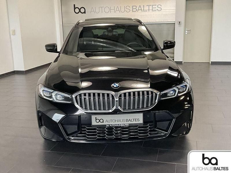 Gebraucht BMW 320 Comfort Edition 190 PS (139 kW) 2025 Saphirschwarz met. Kombi