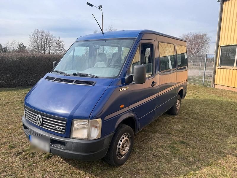 Gebraucht VW LT 83 PS (61 kW) 2002 Blau Van / Kleinbus