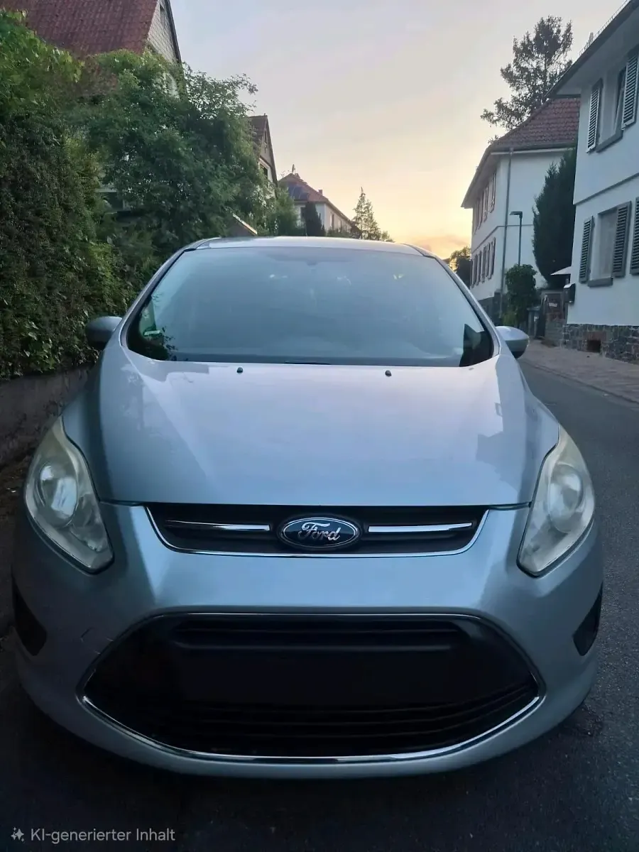 Gebraucht Ford Grand C-Max 125 PS (91 kW) 2011 Silber Van / Kleinbus