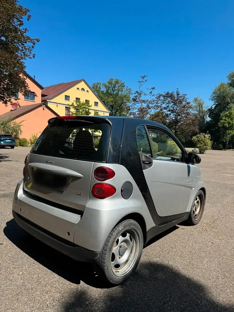 Gebraucht Smart ForTwo Coupé 61 PS (44 kW) 2008 Silber Coupé
