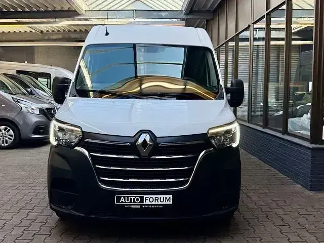 Gebraucht Renault Master 150 PS (110 kW) 2019 Weiß Van / Kleinbus