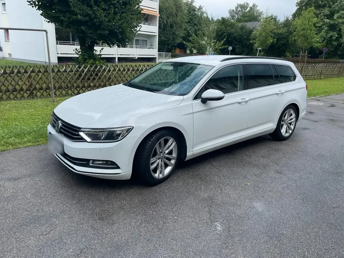Gebraucht VW Passat 150 PS (110 kW) 2017 Weiß Kombi