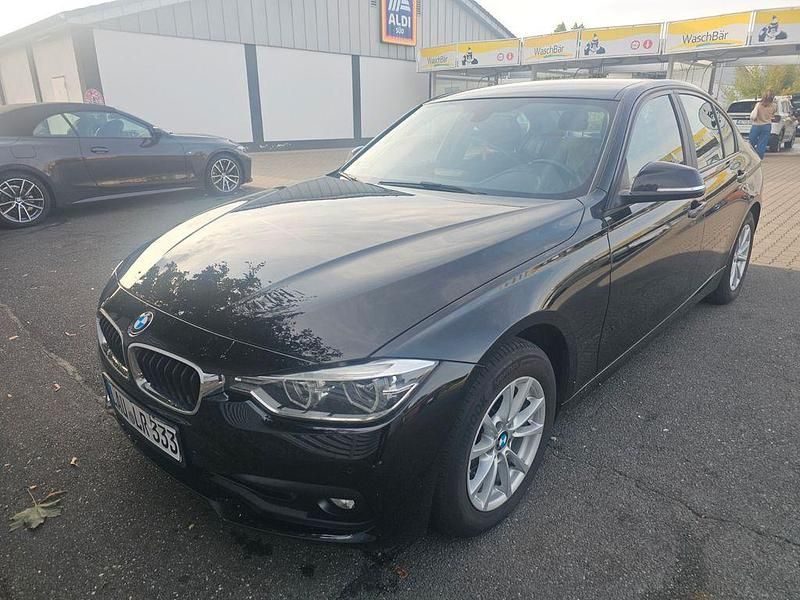 Schwarz Gebraucht 2016 BMW 316 Advantage Limousine | 9.450 € (Fairer Preis) - Bild 1/4