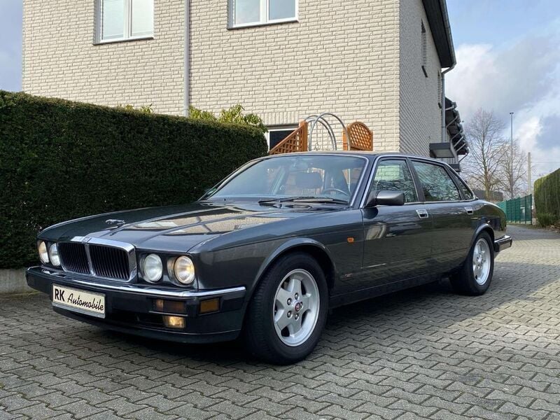 Gebraucht Jaguar XJ40 S 222 PS (163 kW) 1994 Silber Limousine