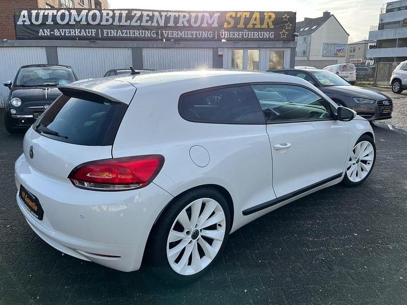 Gebraucht VW Scirocco 200 PS (147 kW) 2009 Weiß Coupé