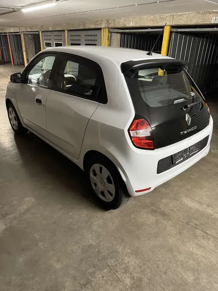 Gebraucht Renault Twingo Life 71 PS (52 kW) 2018 Weiß Kleinwagen