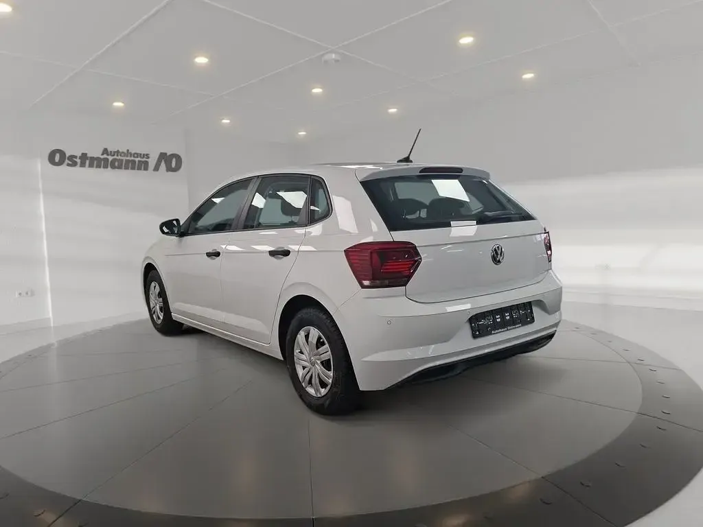 Gebraucht VW Polo Trendline 80 PS (58 kW) 2019 Weiß Kleinwagen
