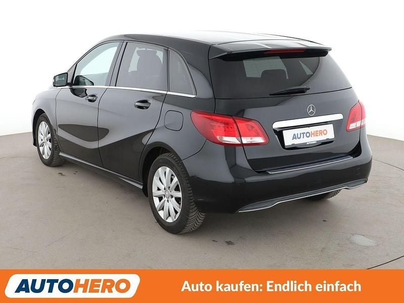 Gebraucht Mercedes B180 Style 122 PS (89 kW) 2015 Schwarz Van / Kleinbus