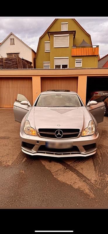Gebraucht Mercedes CLS350 272 PS (200 kW) 2007 Silber Coupé