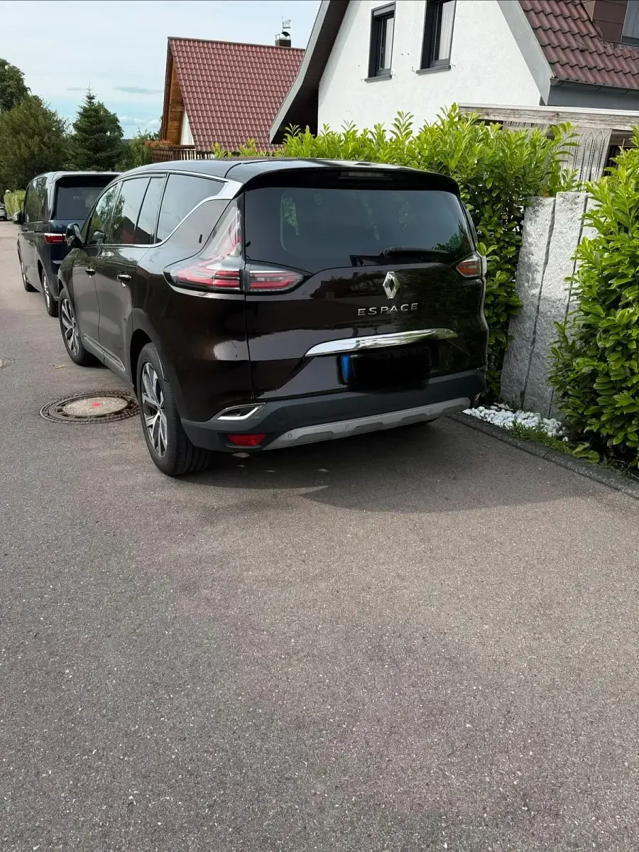 Gebraucht Renault Espace 160 PS (117 kW) 2015 Braun Van / Kleinbus