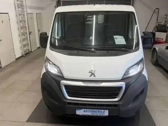 Gebraucht Peugeot Boxer 131 PS (96 kW) 2017 Weiss Van