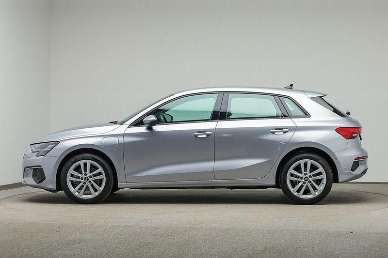 Gebraucht Audi A3 Business 204 PS (150 kW) 2022 Florettsilber metallic Limousine