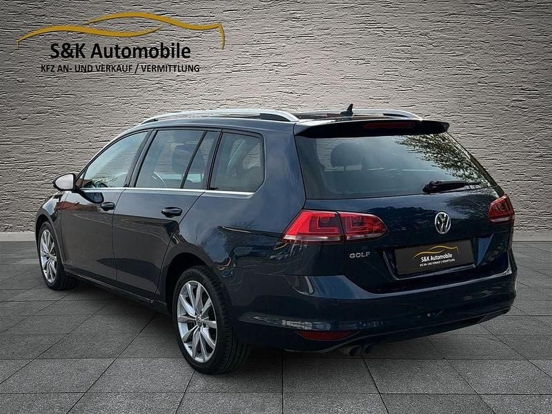Gebraucht VW Golf VII Highline 150 PS (110 kW) 2015 Blau Kombi
