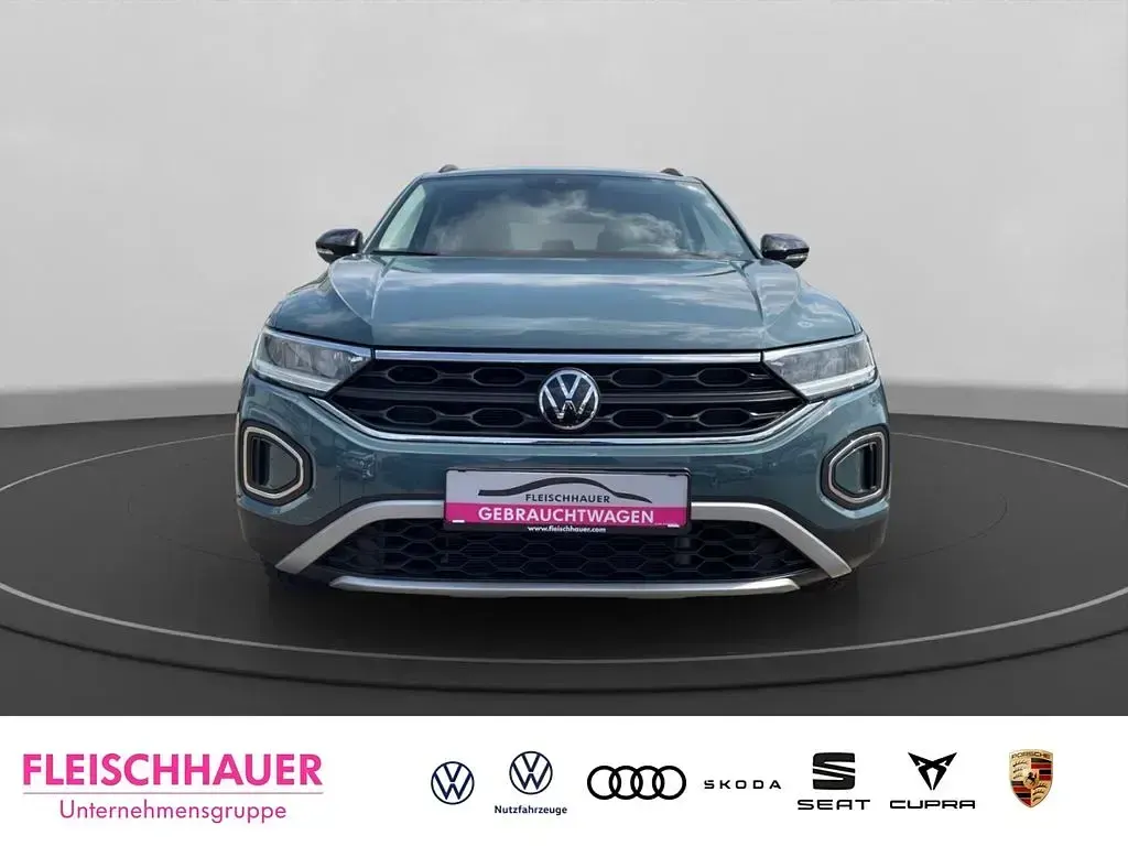 Second-hand VW T-Roc Goal 116 CP (85 kW) 2025 Albastru SUV