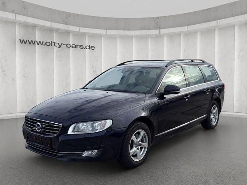Blau Gebraucht 2016 Volvo V70 Momentum Kombi | 19.990 € - Bild 1/4