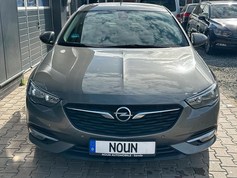 Gebraucht Opel Insignia Sport 136 PS (100 kW) 2018 Grau Limousine