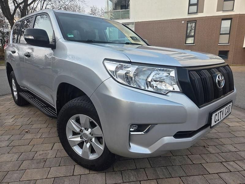 Gebraucht Toyota Land Cruiser 177 PS (130 kW) 2019 Silber SUV