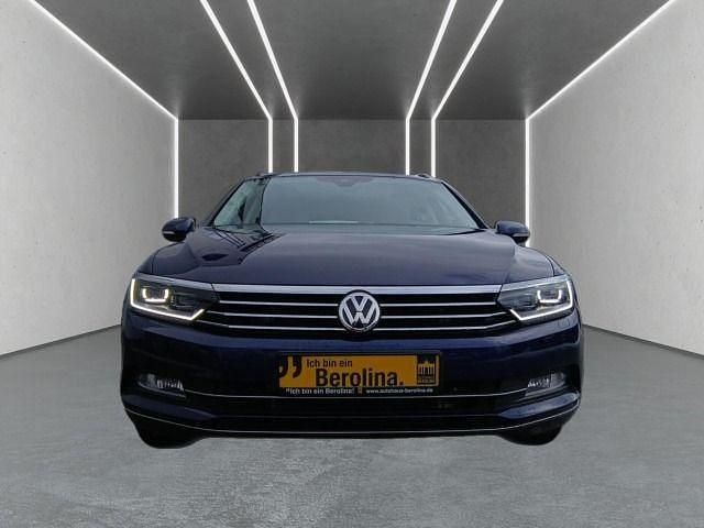 Gebraucht VW Passat Comfortline 190 PS (139 kW) 2017 Blau Kombi