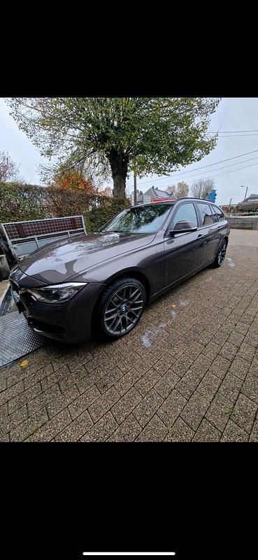 Braun Gebraucht 2014 BMW 320 M Sport Kombi | 8.900 € (Guter Preis) - Bild 1/4
