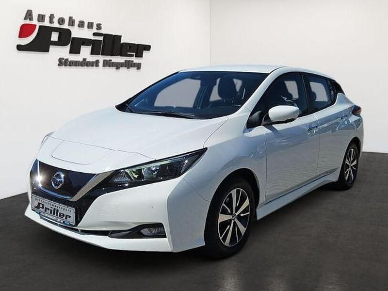 Weiß Gebraucht 2021 Nissan Leaf Acenta Kleinwagen | 14.900 € (Fairer Preis) - Bild 1/4