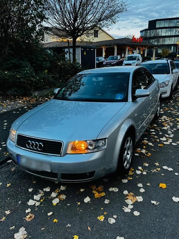 Gebraucht Audi A4 101 PS (74 kW) 2004 Grau Limousine