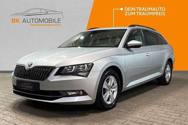 Silber metallic Gebraucht 2018 Skoda Superb Ambition Kombi | 20.700 € (Etwas zu teuer) - Bild 1/4
