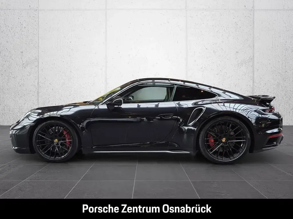 Gebraucht Porsche 992 581 PS (427 kW) 2021 Tiefschwarzmetallic Coupé