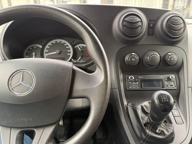 Gebraucht Mercedes Citan 109 90 PS (66 kW) 2018 Weiß Van / Kleinbus