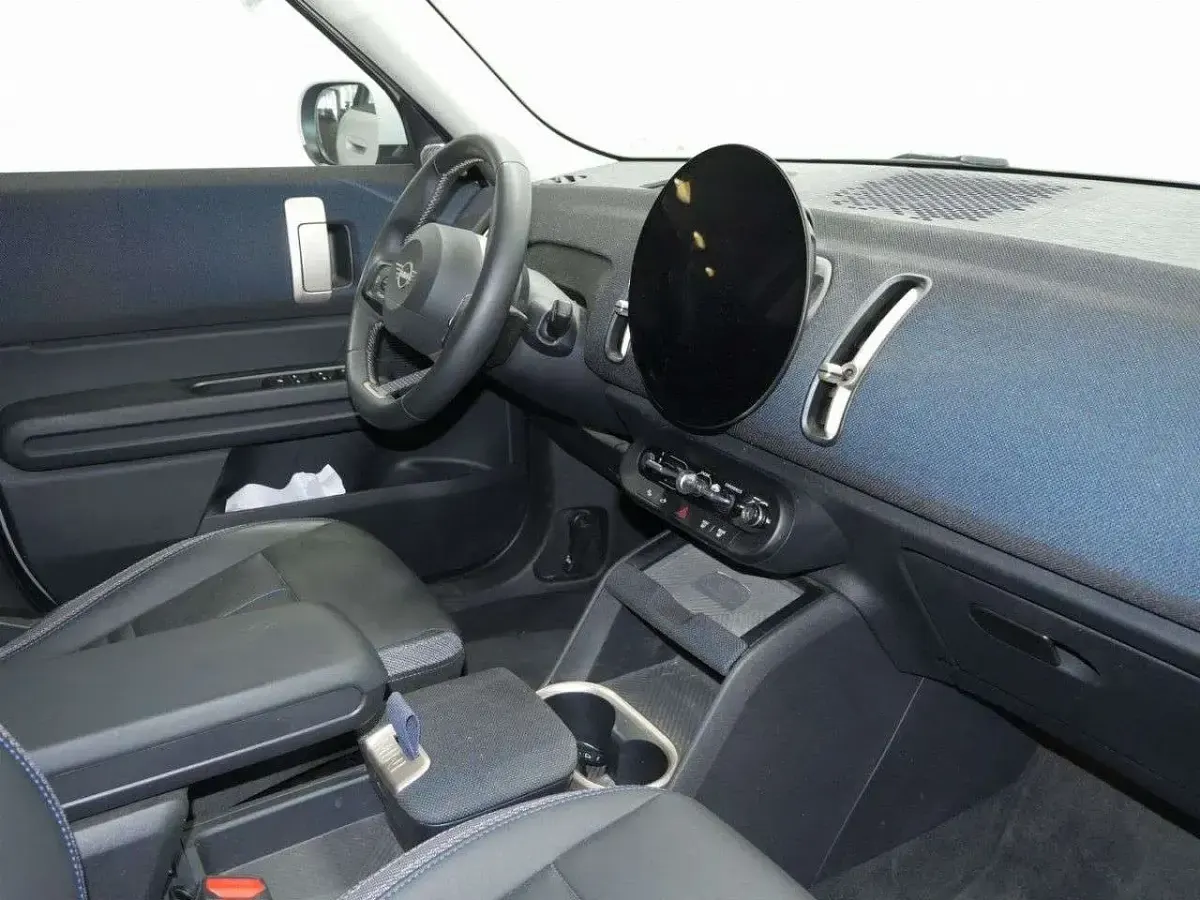 Gebraucht Mini Cooper Countryman 156 PS (114 kW) 2025 Melting silver SUV
