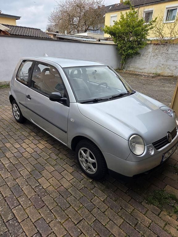 Gebraucht VW Lupo Basis 50 PS (36 kW) 2002 Silber Kleinwagen