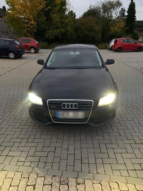 Schwarz Gebraucht 2010 Audi A4 Comfort Limousine | 6.999 € (Superpreis) - Bild 1/4