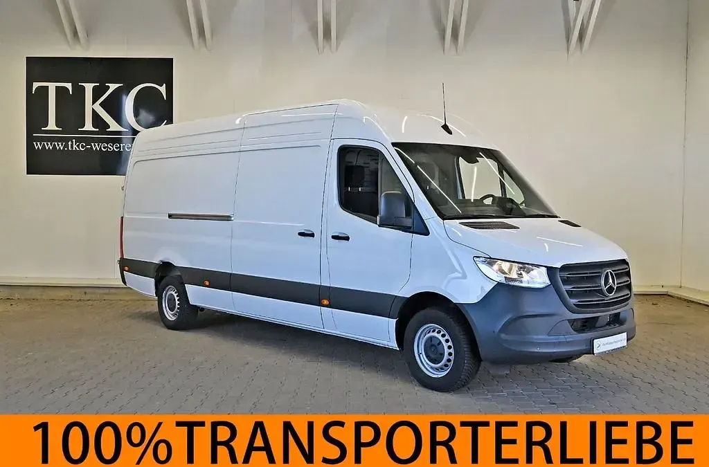 Gebraucht Mercedes Sprinter 170 PS (125 kW) 2025 Weiß Van