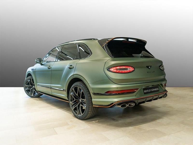 Neu Bentley Bentayga 650 PS (478 kW) 2026 Alpine green SUV