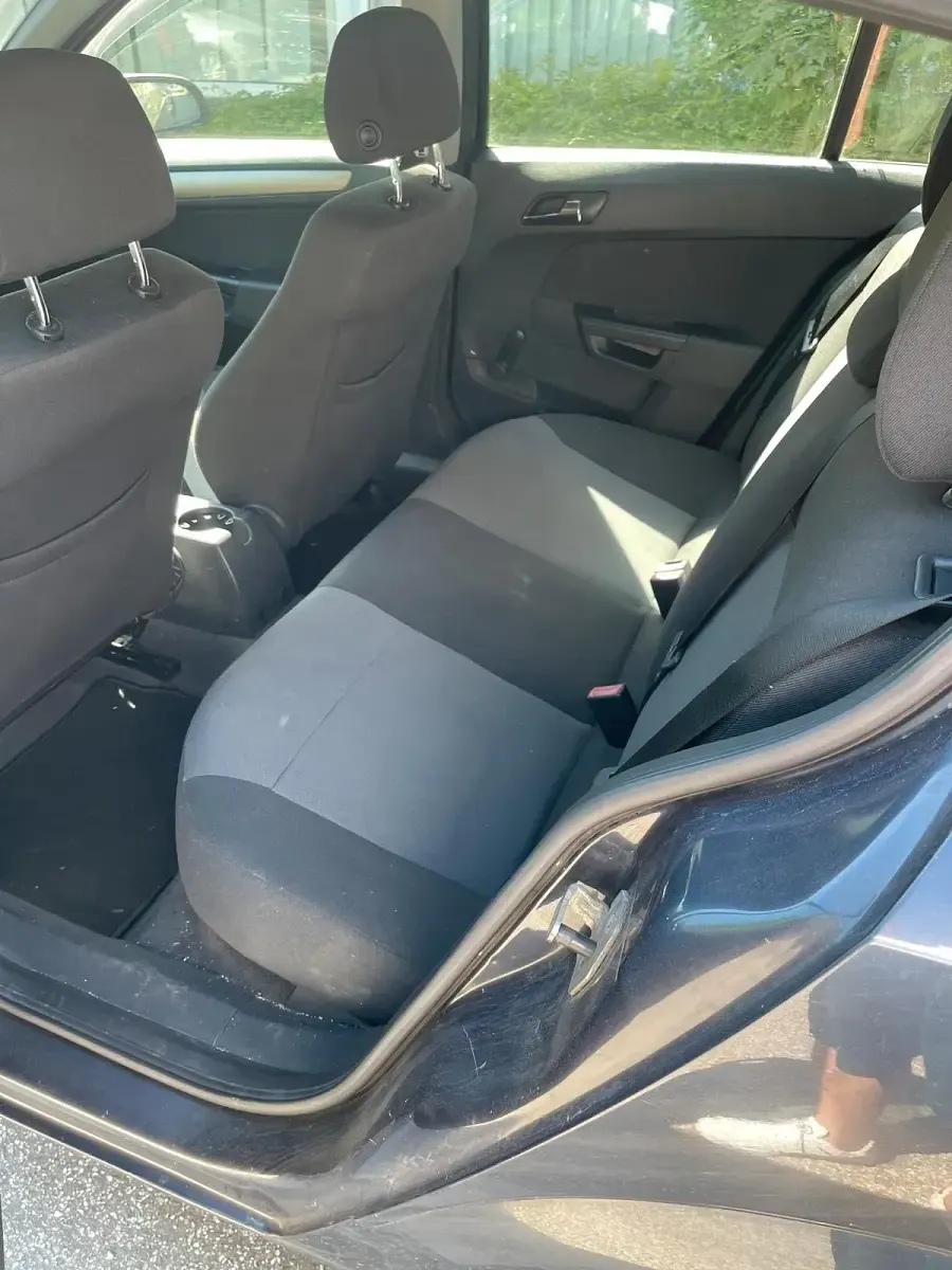 Gebraucht Opel Astra 2008 Blau Kleinwagen