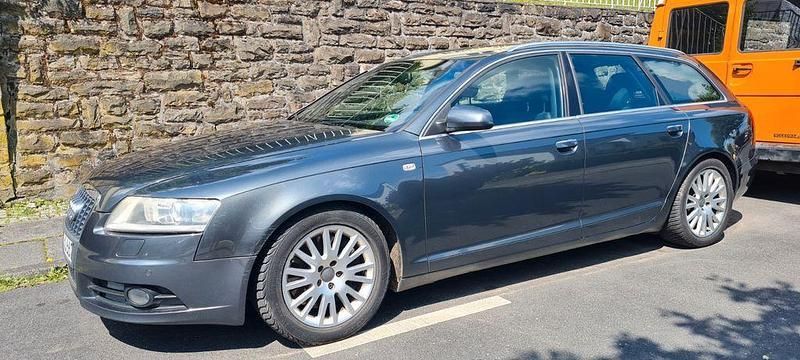 Grau Gebraucht 2005 Audi A6 Kombi | 2.780 € (Fairer Preis) - Bild 1/4