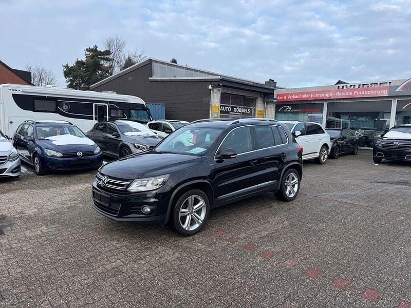 Gebraucht VW Tiguan LOUNGE 150 PS (110 kW) 2016 Schwarz SUV
